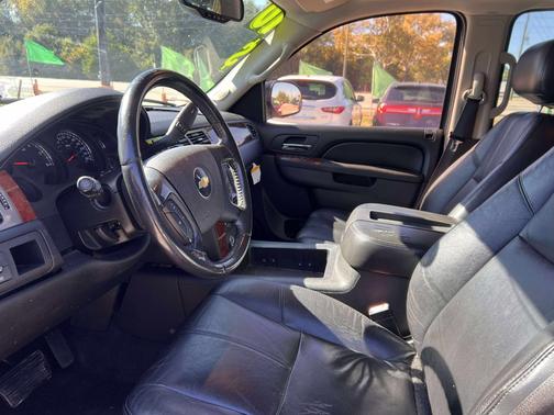 2010 Chevrolet Suburban 1500 LS