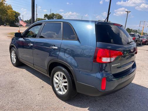 2015 Kia Sorento LX