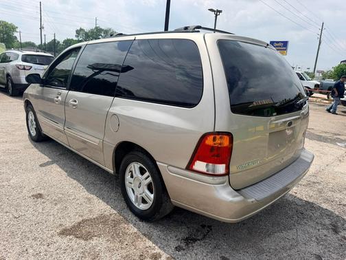 SILVER 2003 Ford Windstar SE
