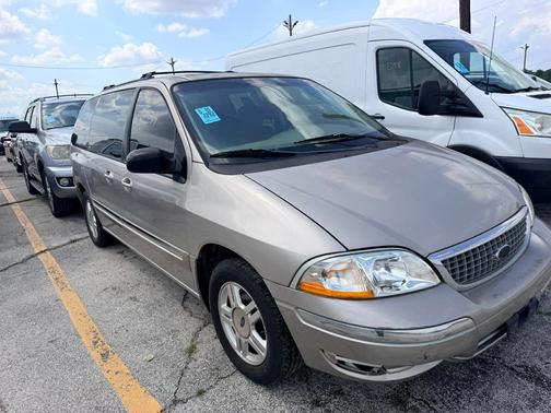 SILVER 2003 Ford Windstar SE
