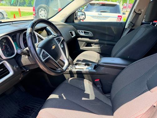 Black 2016 Chevrolet Equinox LT