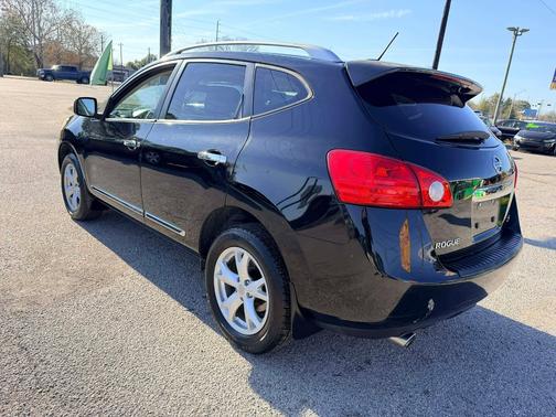 2011 Nissan Rogue S