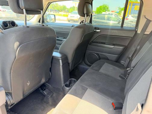 GRAY 2015 Jeep Patriot Latitude