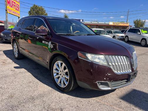 2011 Lincoln MKT