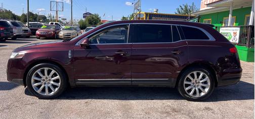 2011 Lincoln MKT