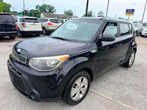 Black 2014 Kia Soul