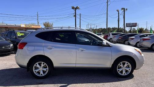 2009 Nissan Rogue 