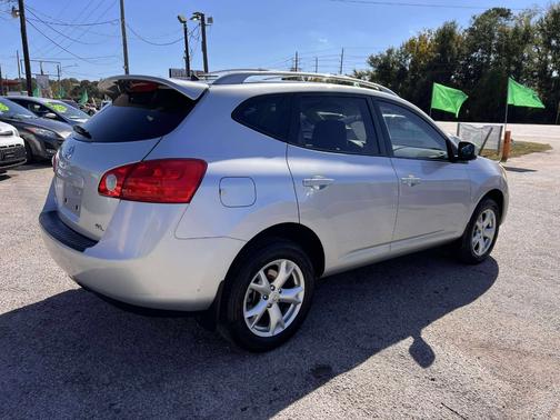 2009 Nissan Rogue 