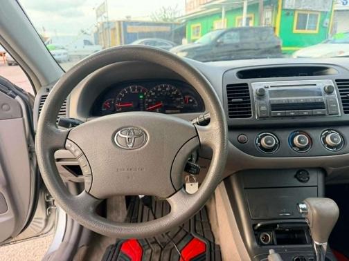 2006 Toyota Camry LE