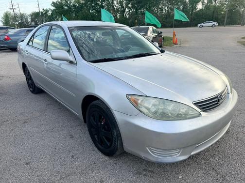 2006 Toyota Camry LE