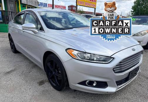 SILVER 2016 Ford Fusion SE