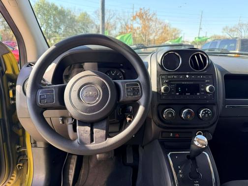 2012 Jeep Compass Sport