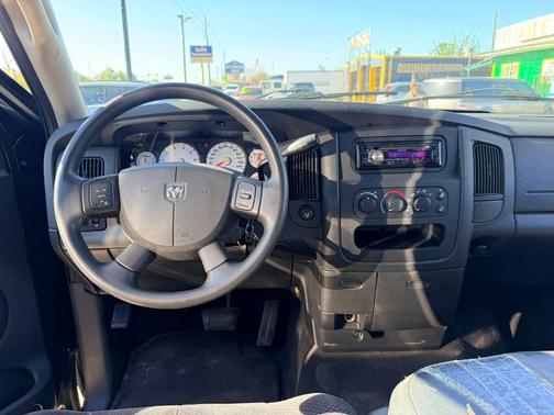 2004 Dodge Ram 1500 SLT