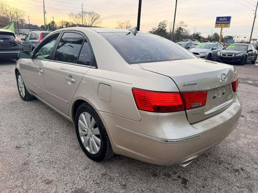 2009 Hyundai SONATA SE