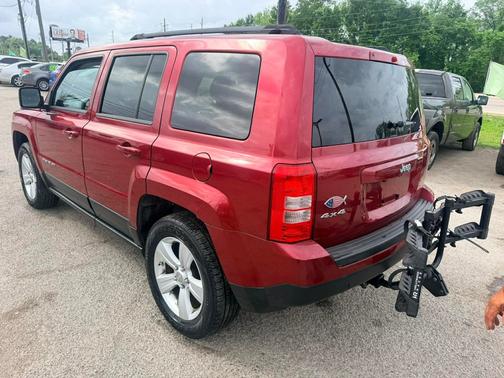 RED 2012 Jeep Patriot Sport