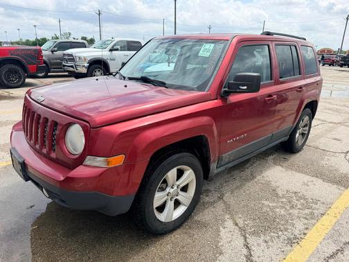 RED 2012 Jeep Patriot Sport