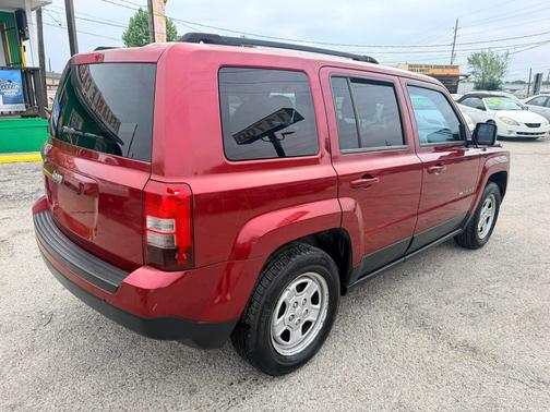 RED 2012 Jeep Patriot Sport