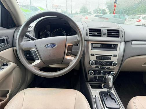 White 2010 Ford Fusion SEL