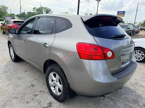 2010 Nissan Rogue S