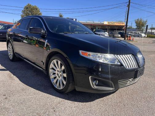 2011 Lincoln MKS Base