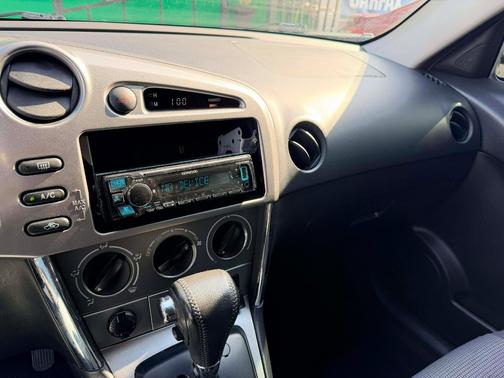 2006 Toyota Matrix Base