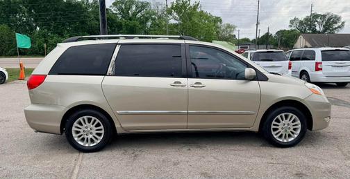2009 Toyota Sienna XLE
