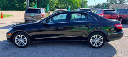 Black 2010 Mercedes-Benz E-Class E 350