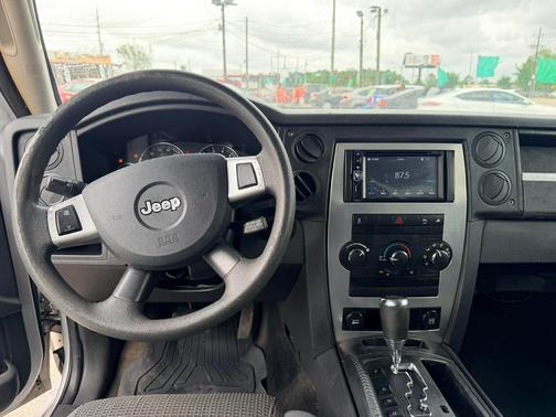 2010 Jeep Commander Limited