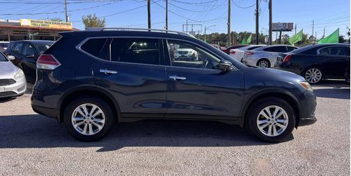 2015 Nissan Rogue S