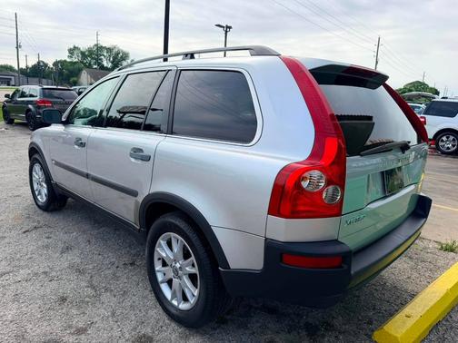 SILVER 2005 Volvo XC90