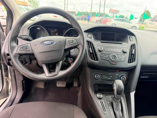 SILVER 2016 Ford Focus S