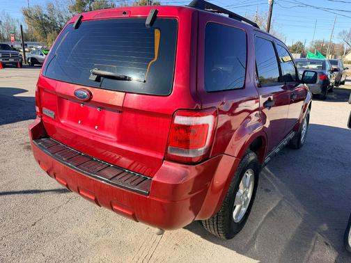 2009 Ford Escape XLS