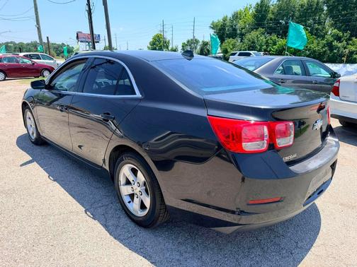 SILVER 2013 Chevrolet Malibu 1LS