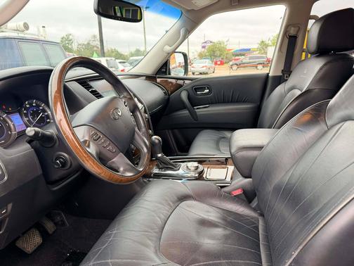 2012 INFINITI QX56 