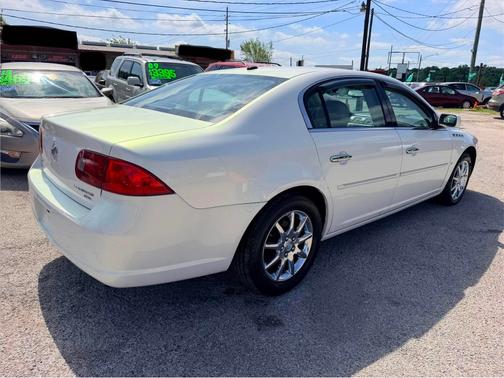 WHITE 2007 Buick Lucerne CXL