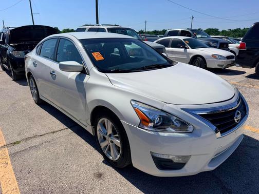 WHITE 2015 Nissan Altima 2.5 S