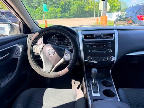 WHITE 2015 Nissan Altima 2.5 S