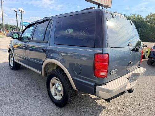 Blue 1998 Ford Expedition