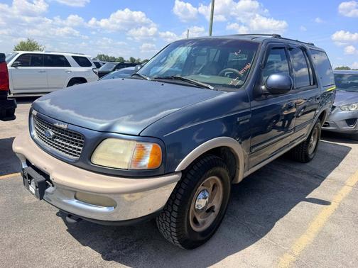 Blue 1998 Ford Expedition