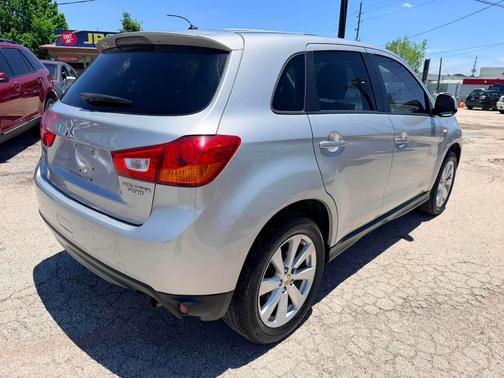 SILVER 2014 Mitsubishi Outlander Sport ES