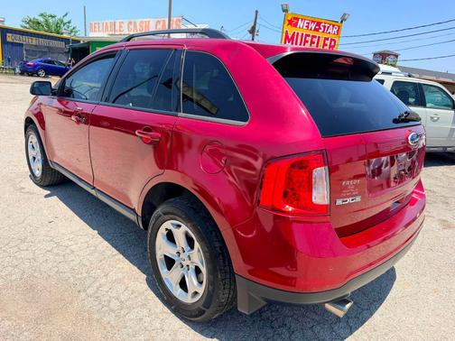 RED 2013 Ford Edge SEL