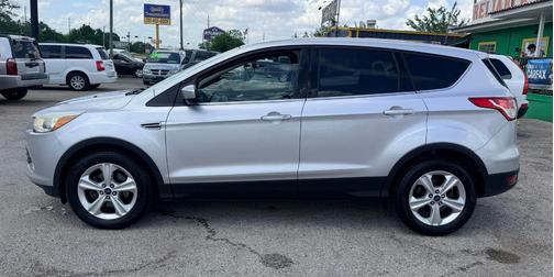 2015 Ford Escape SE