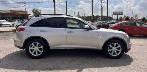 2005 INFINITI FX35 Base