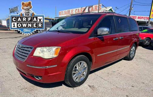 2008 Chrysler Town & Country Limited