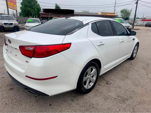 WHITE 2015 Kia Optima LX