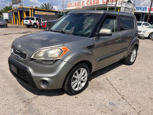 2012 Kia Soul +