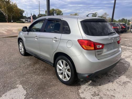 2013 Mitsubishi Outlander Sport ES