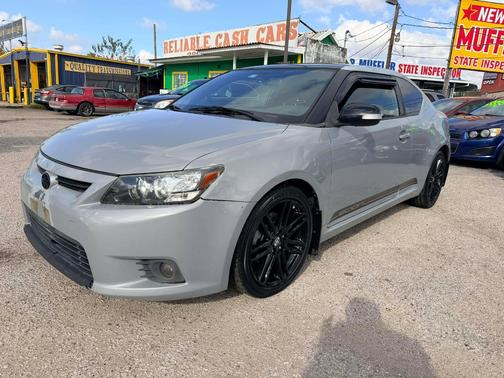 2011 Scion tC 