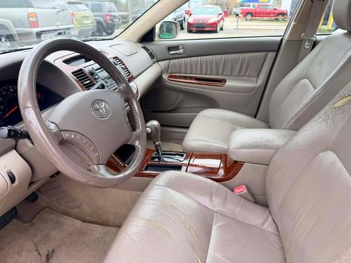 2005 Toyota Camry XLE