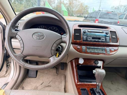 2005 Toyota Camry XLE